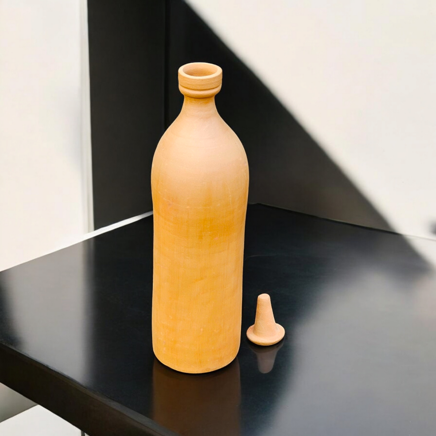 Handcrafted Clay Bottle with Lid – Natural Cooling and Sustainable Design for Home Use